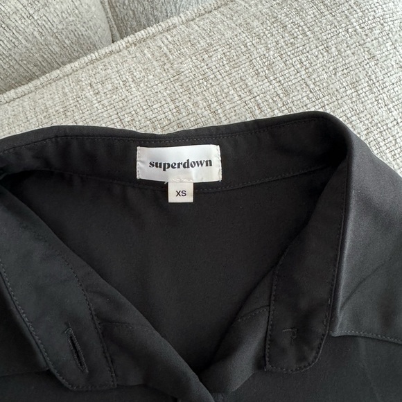 Button up blouse - Picture 2 of 2